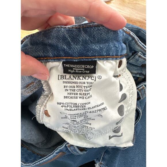 Blank NYC The Madison Crop High-Rise, EUC - Picture 5 of 6